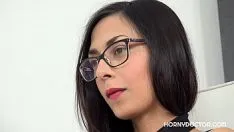 Redare Controlata si penetrata de ginecolog cu pula mare erecta