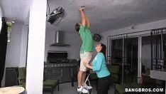 evde bir anne ve kızına verilen sözlü