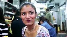 Reproduzir Romeno come buceta e quer foder Xxl com curva morena