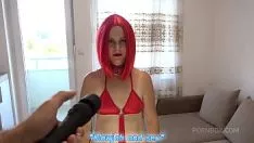 Play She wants to cum on her pussy at the end