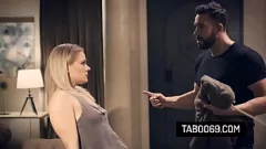 Reproducir Trampa rubia adolescente lisey dulce se pone obsceno con el hombre casado Will libra