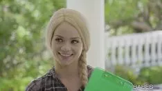 Redare Porno Youtube Cu O Blonda Ce Suge Pula Unui Negru La Majoratul Ei
